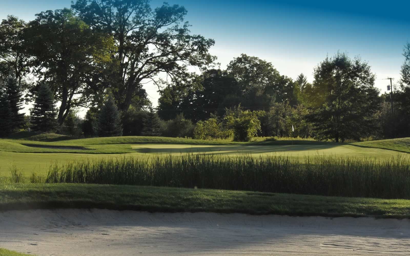 Huntmore Golf Club, public golf course in Brighton MI, and Livingston