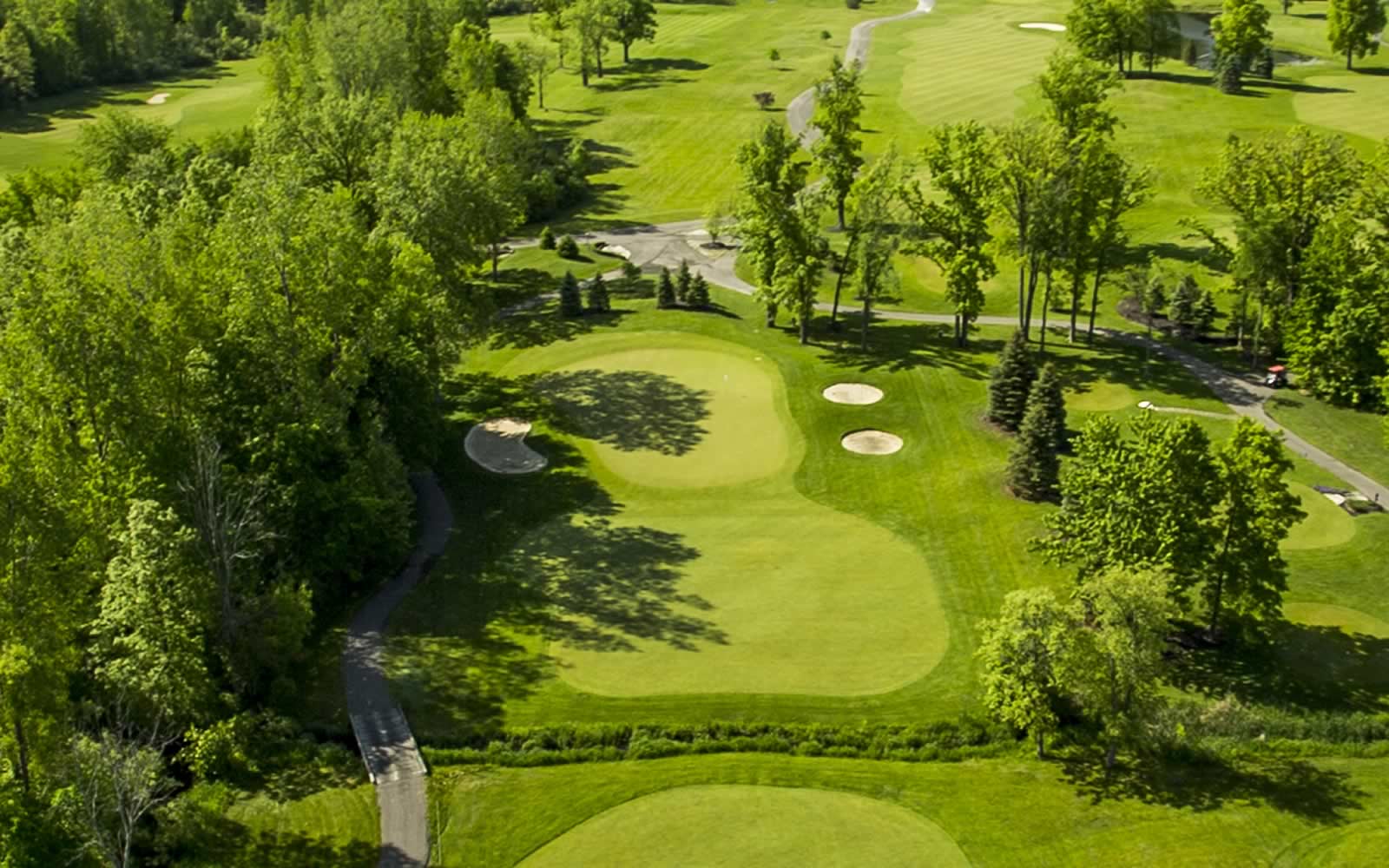 Huntmore Golf Club, public golf course in Brighton MI, and Livingston